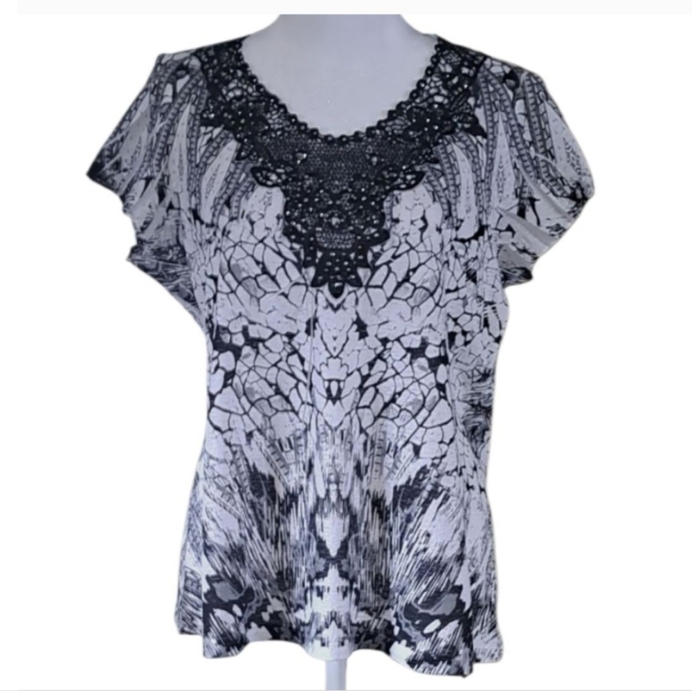 Apt. 9 Black and White Patterned Short Sleeve Top Size XLP - Picture 2 of 14
